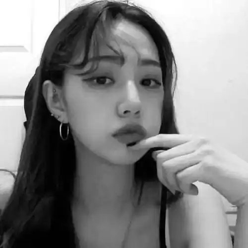  抖音很火的句子你是年少的欢喜,我想反过来告诉你